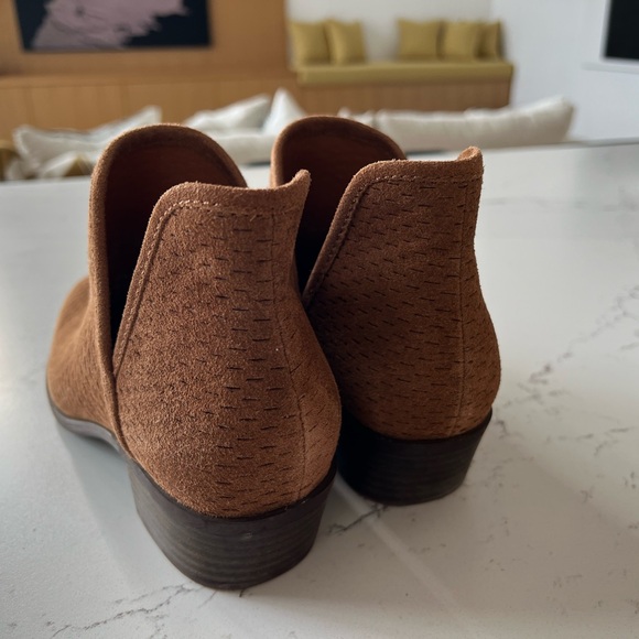 Lucky Brand Baley Ankle Boot - Picture 8 of 8